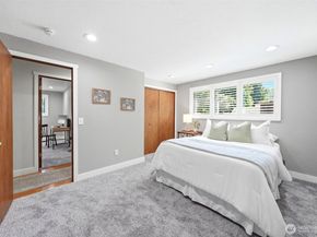 1526 S Lake Stickney Drive, Lynnwood WA 98087