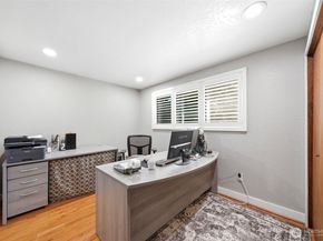 1526 S Lake Stickney Drive, Lynnwood WA 98087