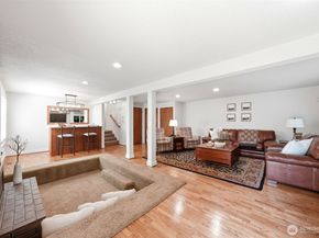 1526 S Lake Stickney Drive, Lynnwood WA 98087