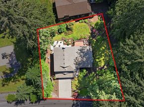 1526 S Lake Stickney Drive, Lynnwood WA 98087