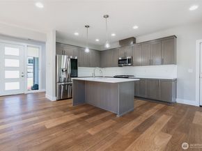 12570 51st Place SE, Tukwila WA 98178