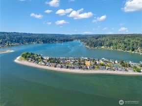 7178 NE William Rogers Road, Indianola WA 98342