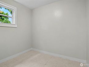 6519 40th Avenue NE, Seattle WA 98115