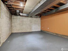 6519 40th Avenue NE, Seattle WA 98115
