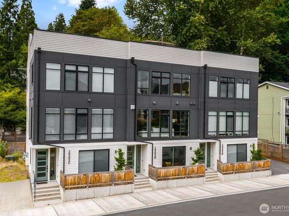 18303 96th Avenue NE B, Bothell WA 98011