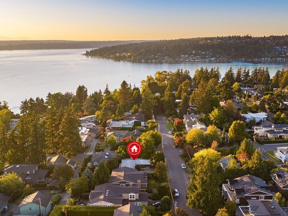 1250 6th Street W, Kirkland WA 98033