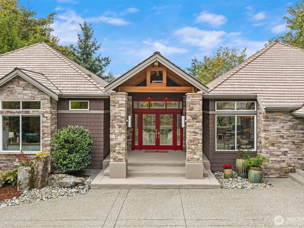 6560 156th Avenue SE, Bellevue WA 98006
