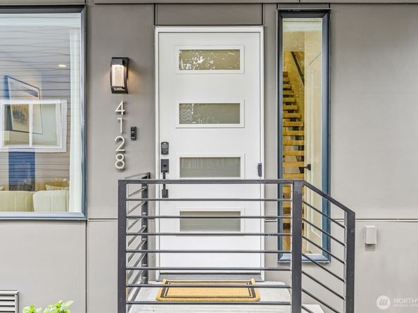 4128 3rd Avenue NW, Seattle WA 98107
