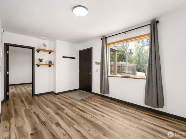 1405 Flower Avenue, Port Orchard WA 98366