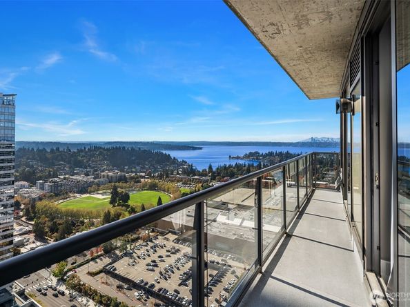 650 Bellevue Way NE 3303, Bellevue WA 98004