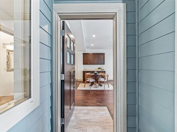 17526 83rd Place NE 103, Kenmore WA 98028