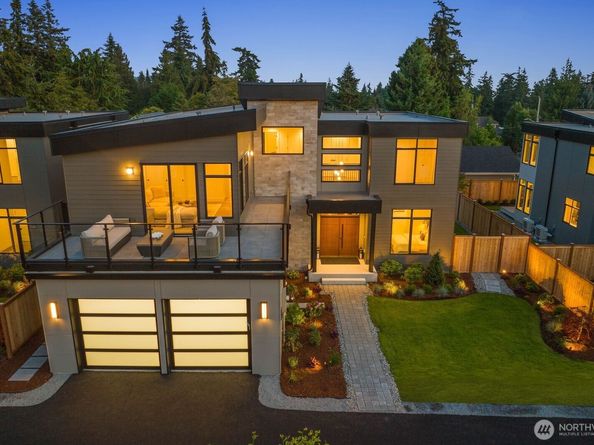 19744 20th Avenue NW, Shoreline WA 98177