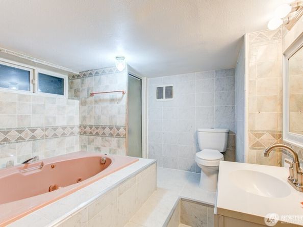 5305 Martin Luther King Jr Way S, Seattle WA 98118
