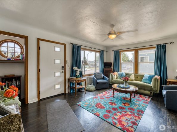 2525 Veldee Avenue, Bremerton WA 98312