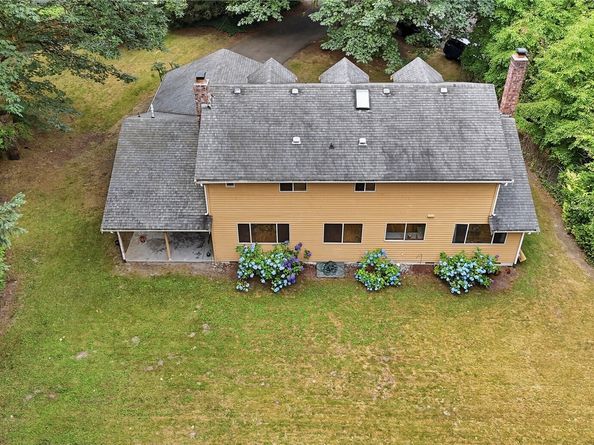 13116 233rd Avenue SE, Issaquah WA 98027