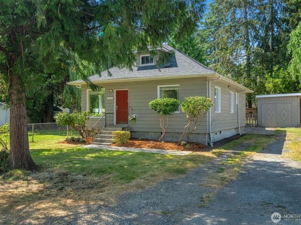 11017 31st Avenue NE, Seattle WA 98125