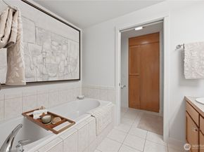 2607 Western Avenue 403, Seattle WA 98121
