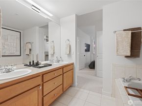 2607 Western Avenue 403, Seattle WA 98121