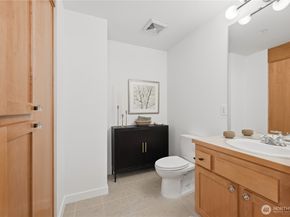 2607 Western Avenue 403, Seattle WA 98121
