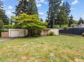1212 146th Avenue SE, Bellevue WA 98007