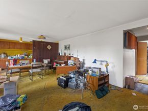 1212 146th Avenue SE, Bellevue WA 98007