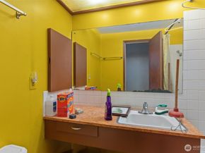 1212 146th Avenue SE, Bellevue WA 98007