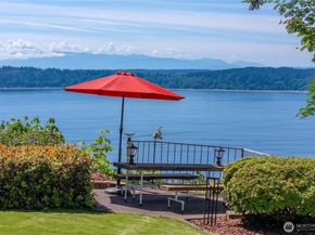 Undisclosed Address #2528561, Mukilteo WA 98275