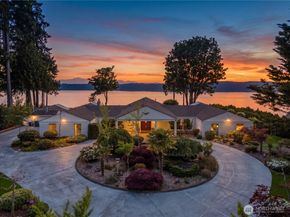Undisclosed Address #2528561, Mukilteo WA 98275