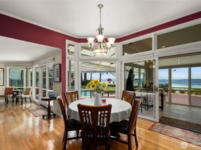 Undisclosed Address #2528561, Mukilteo WA 98275