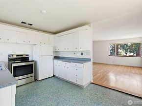 7529 Beacon Avenue S, Seattle WA 98118