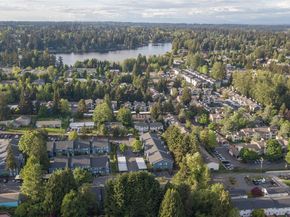16817 Larch Way D206, Lynnwood WA 98037