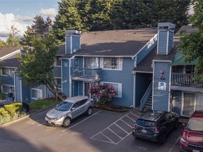 16817 Larch Way D206, Lynnwood WA 98037