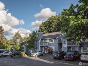 16817 Larch Way D206, Lynnwood WA 98037