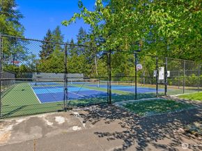625 191st Street SW, Lynnwood WA 98036