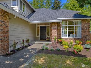 625 191st Street SW, Lynnwood WA 98036
