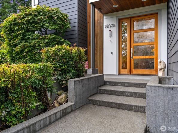 22326 2nd Place SE, Bothell WA 98021