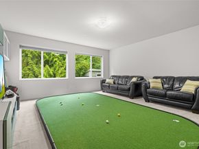 22326 2nd Place SE, Bothell WA 98021