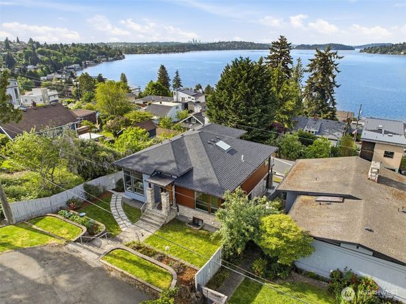 7226 S Ryan Street, Seattle WA 98178