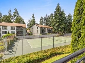 12933 127th Drive NE F205, Kirkland WA 98034