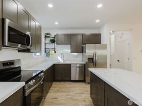 4419 Abalone Street, Bremerton WA 98312