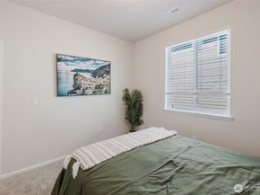 940 Panoramic Loop, Bremerton WA 98312