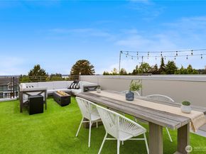 12002 Greenwood Avenue N, Seattle WA 98133