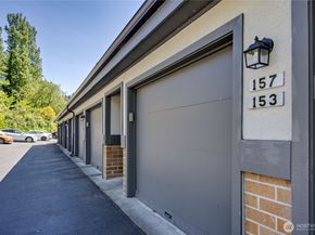153 Madison Avenue N, Bainbridge Island WA 98110