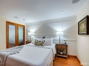 153 Madison Avenue N, Bainbridge Island WA 98110