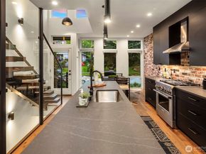 2361 Minor Avenue E C, Seattle WA 98102