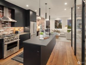 2361 Minor Avenue E C, Seattle WA 98102