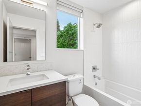 3319 W ELMORE Street, Seattle WA 98199