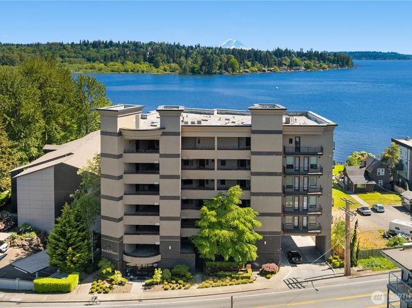 9123 NE Juanita Drive 205, Kirkland WA 98034