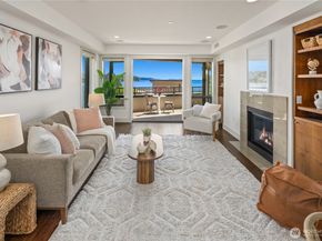 9123 NE Juanita Drive 205, Kirkland WA 98034