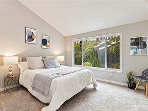 17014 NE 80th Street C6, Redmond WA 98052